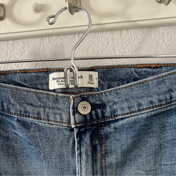 Abercrombie Fitch The Ankle Straight Ultra High Rise Curve Love Jeans - Picture 3 of 8